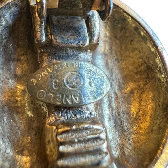 CHANEL Vintage 1988 CC Logos Button Motif Bijou Stone Earrings Clip-On 23 - Picture 6 of 7